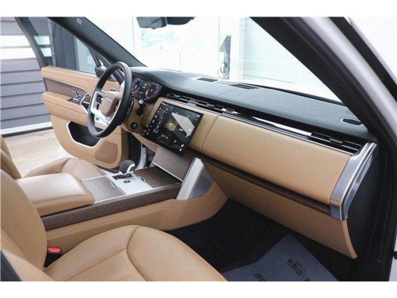 Land Rover Range Rover 2024