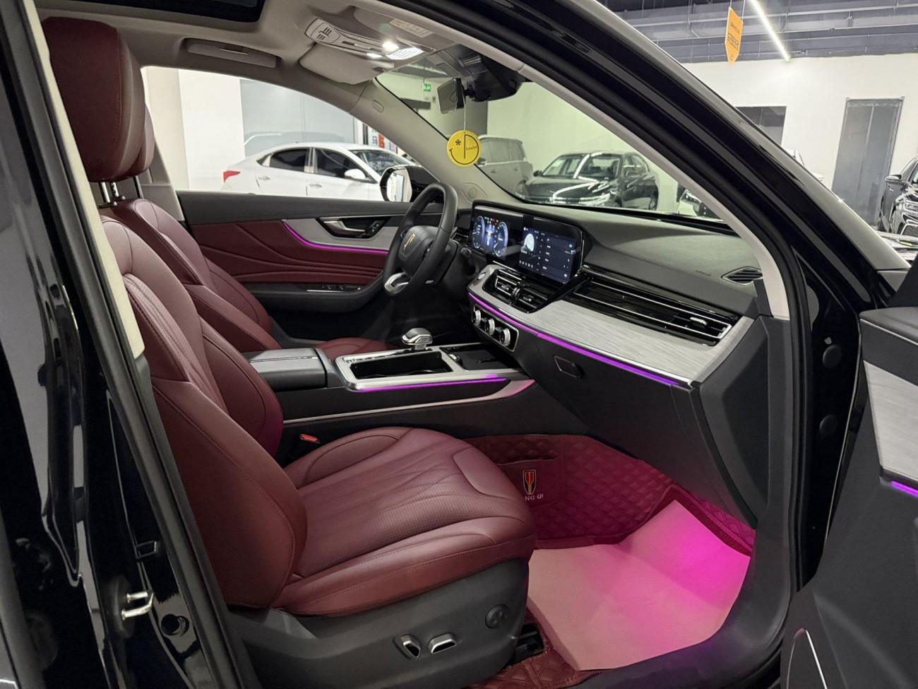 Hongqi HS5 2025