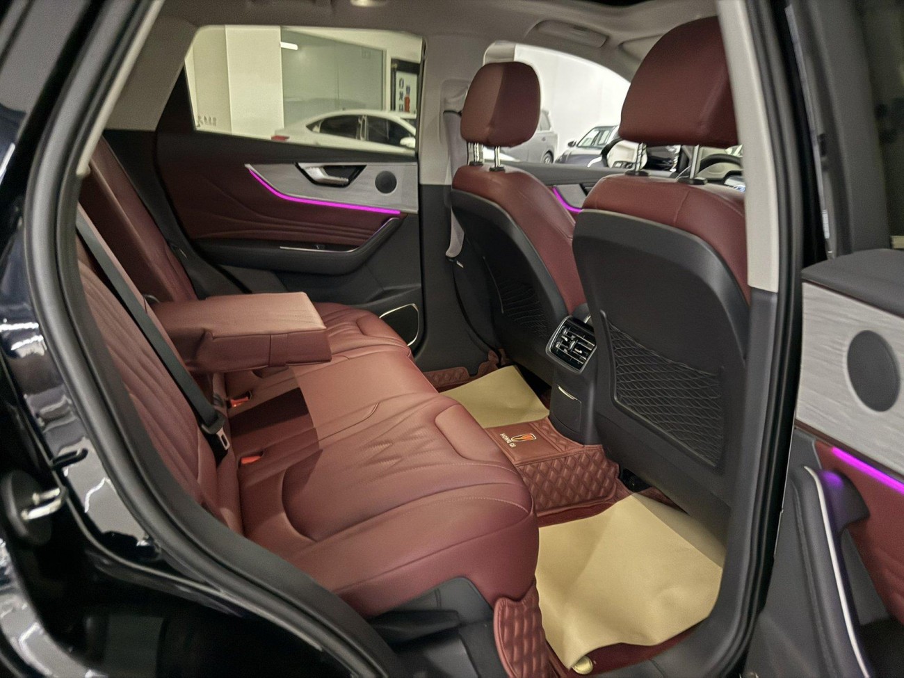 Hongqi HS5 2025