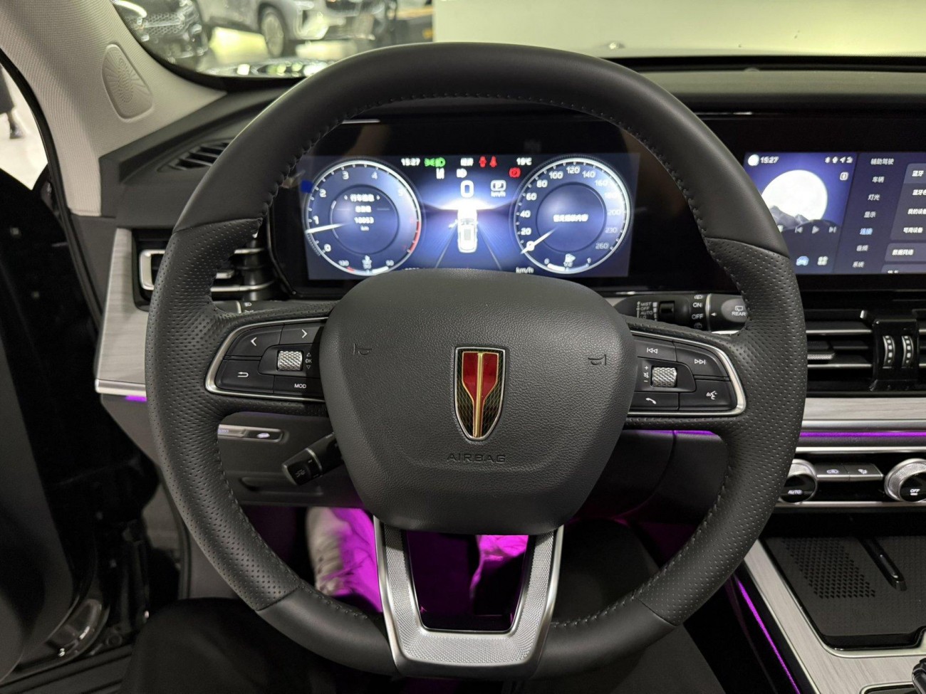 Hongqi HS5 2025