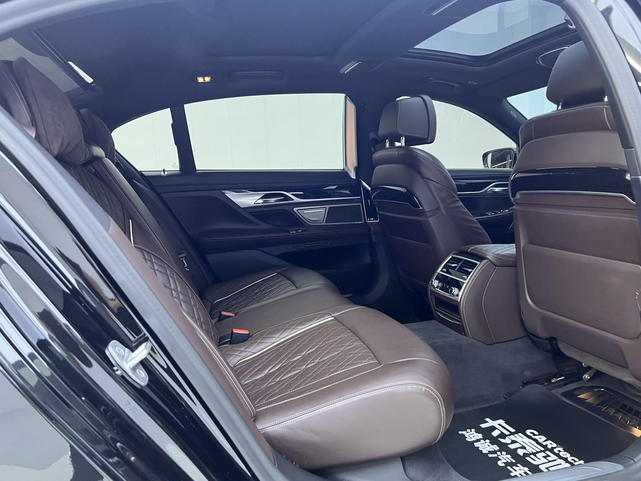 BMW 740Li 2021