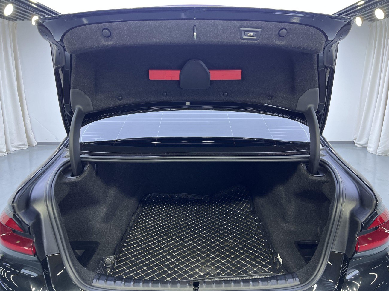 BMW 525Li 2019