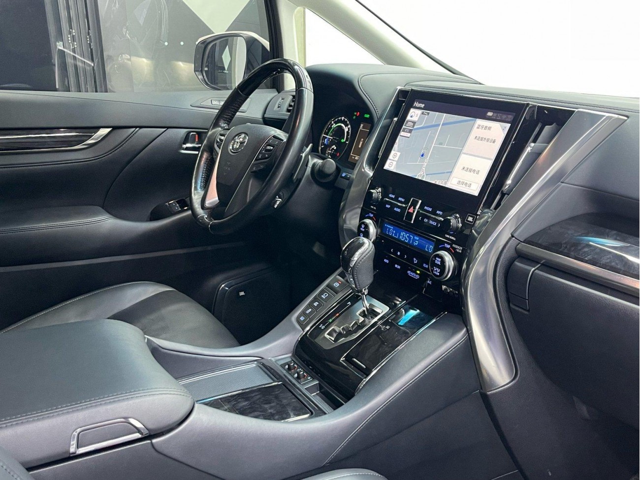 Toyota Vellfire 2022