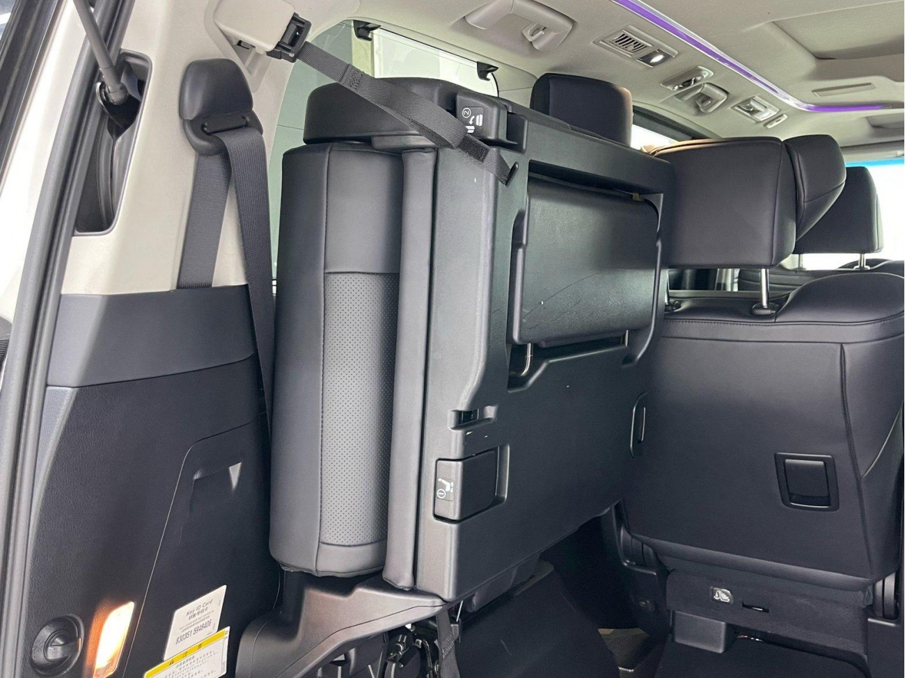 Toyota Vellfire 2022