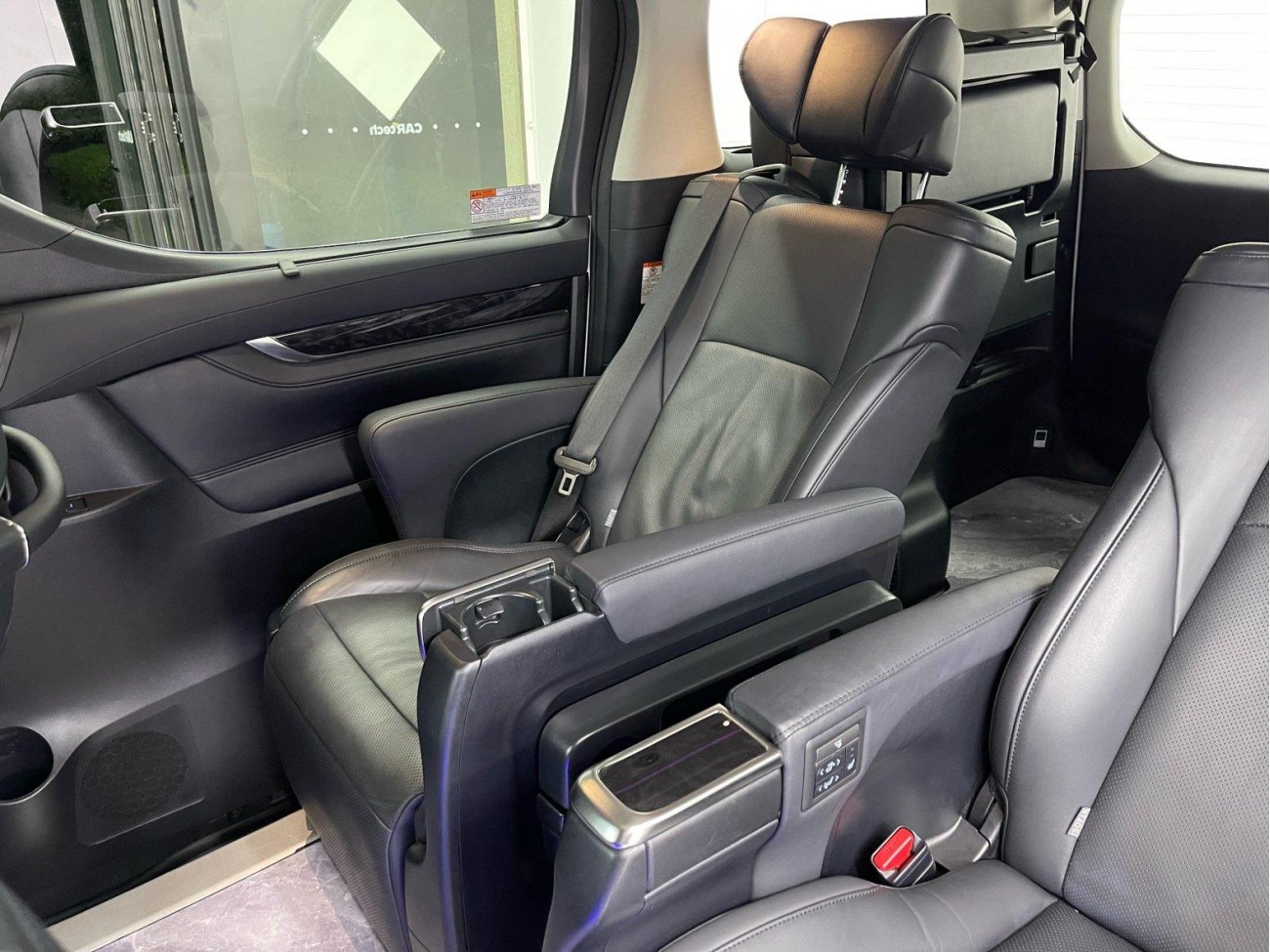 Toyota Vellfire 2022