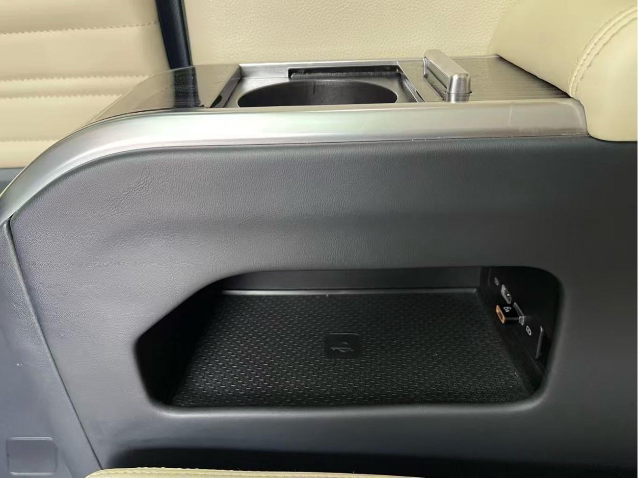 Trumpchi M8 2022