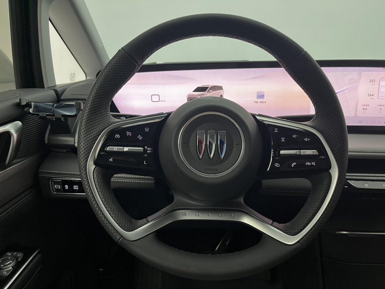 Buick GL8 2025