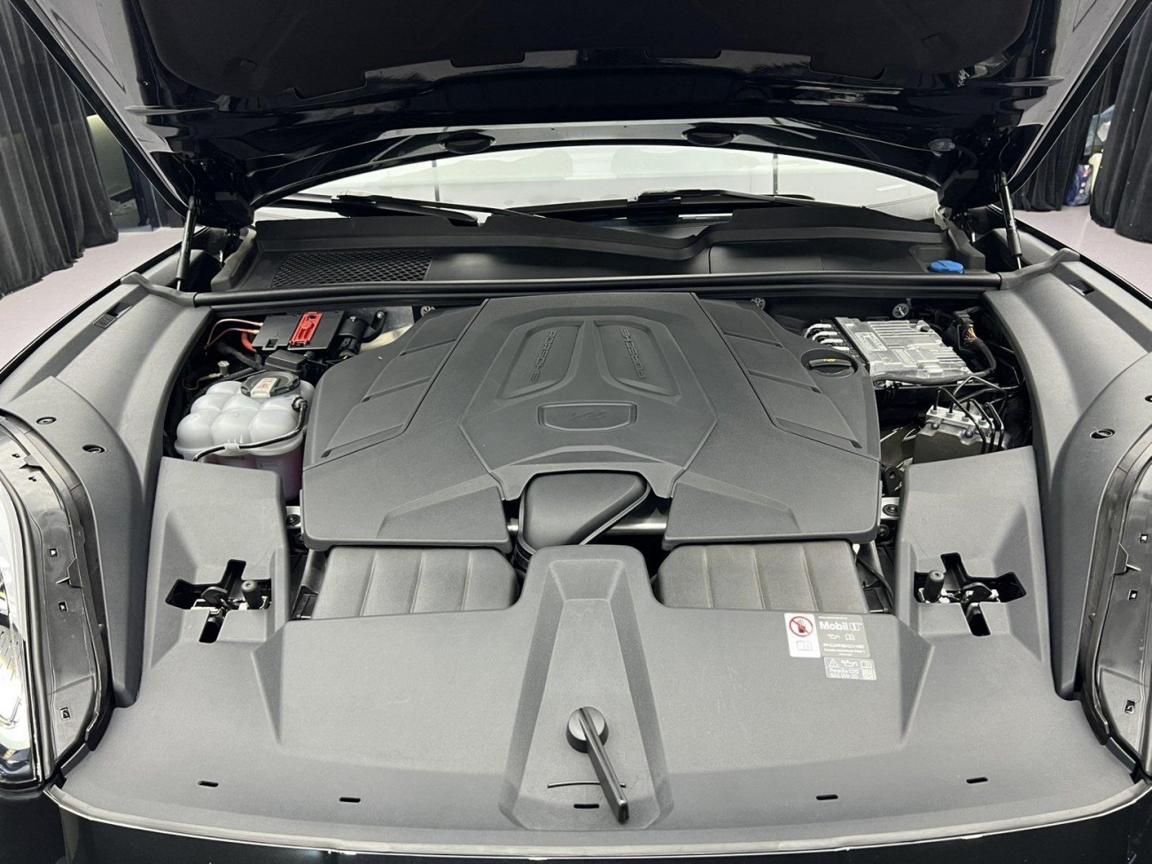 Porsche Cayenne 2025