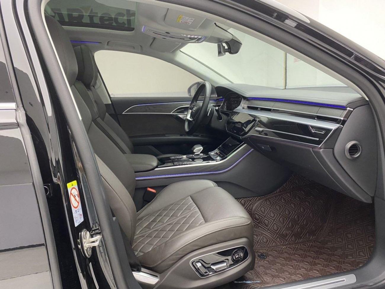 Audi A8L 50 TFSI 2022