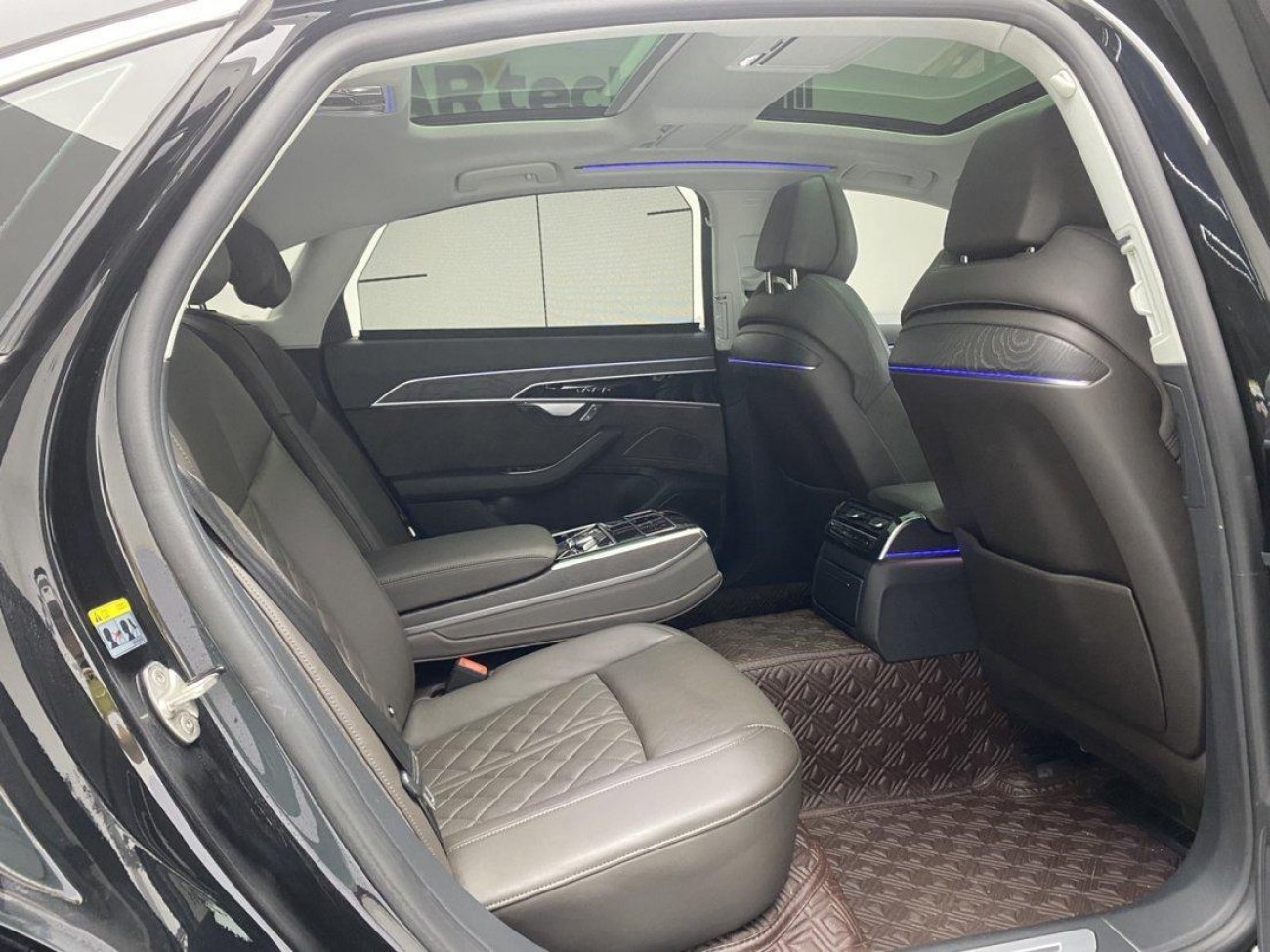 Audi A8L 50 TFSI 2022
