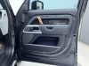 Land Rover Defender 2023