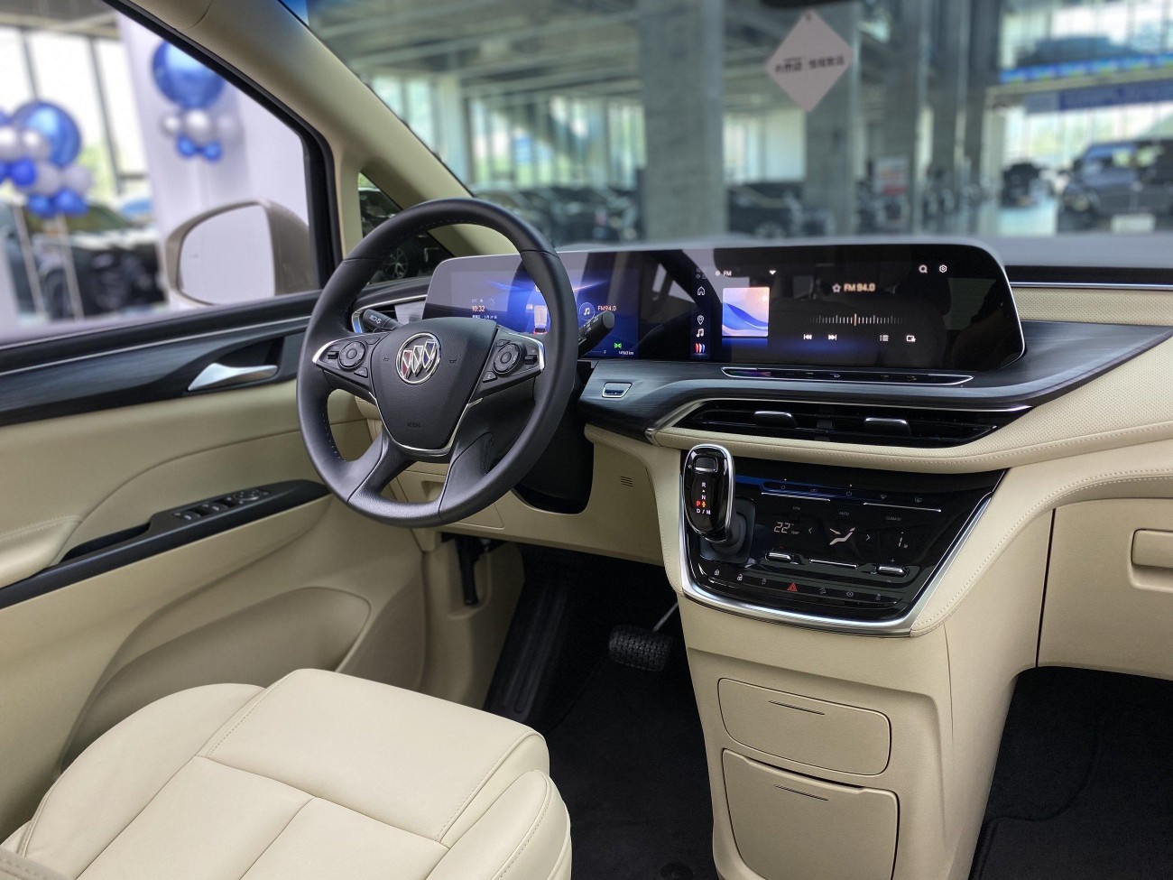 Buick GL8 2024