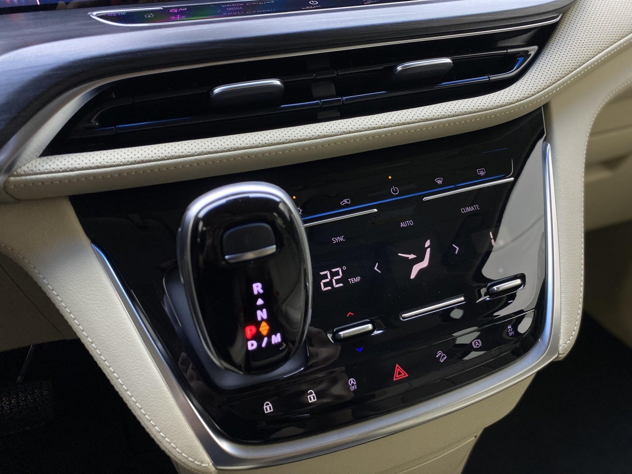 Buick GL8 2024