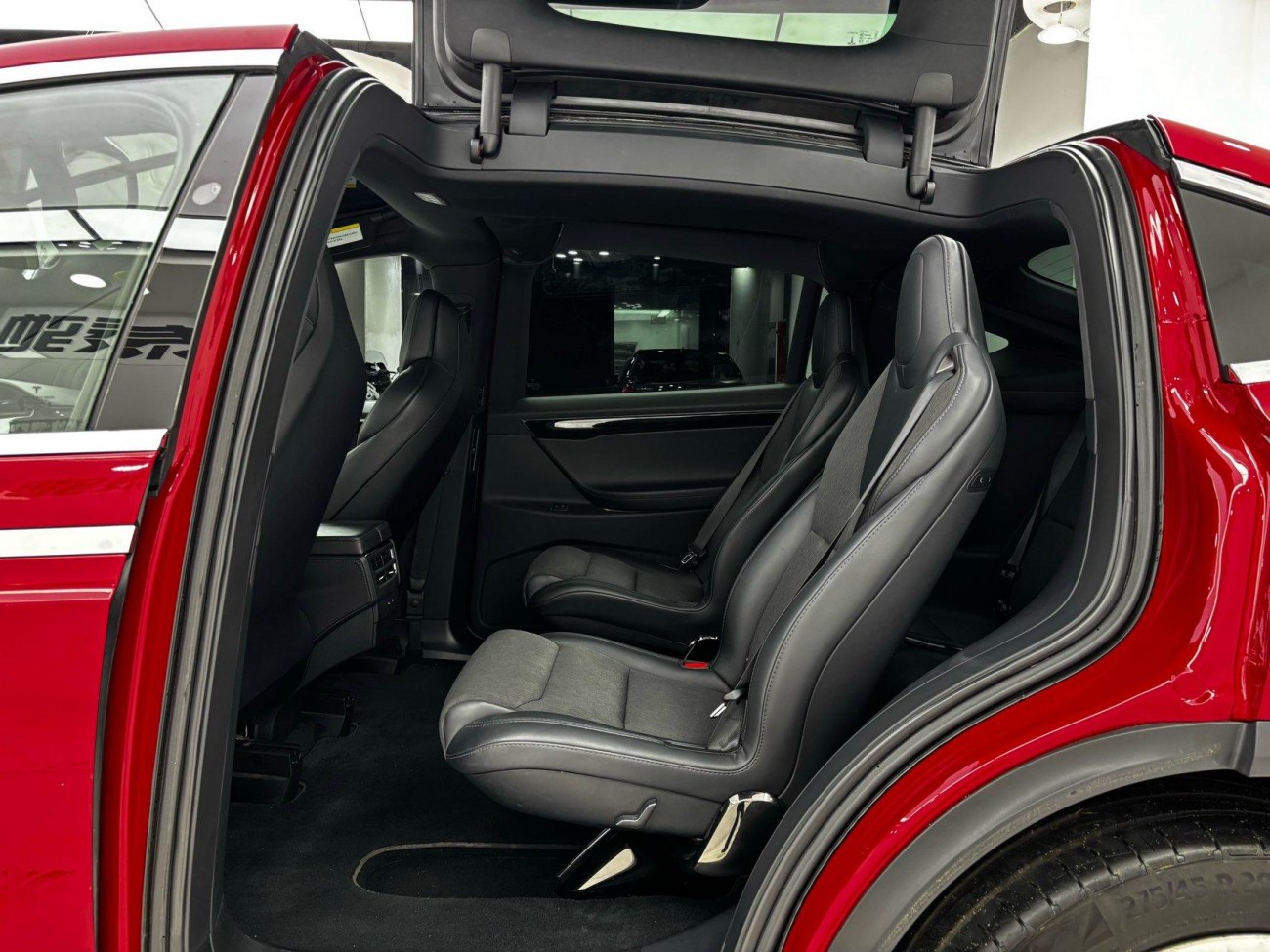 Tesla Model X 2019
