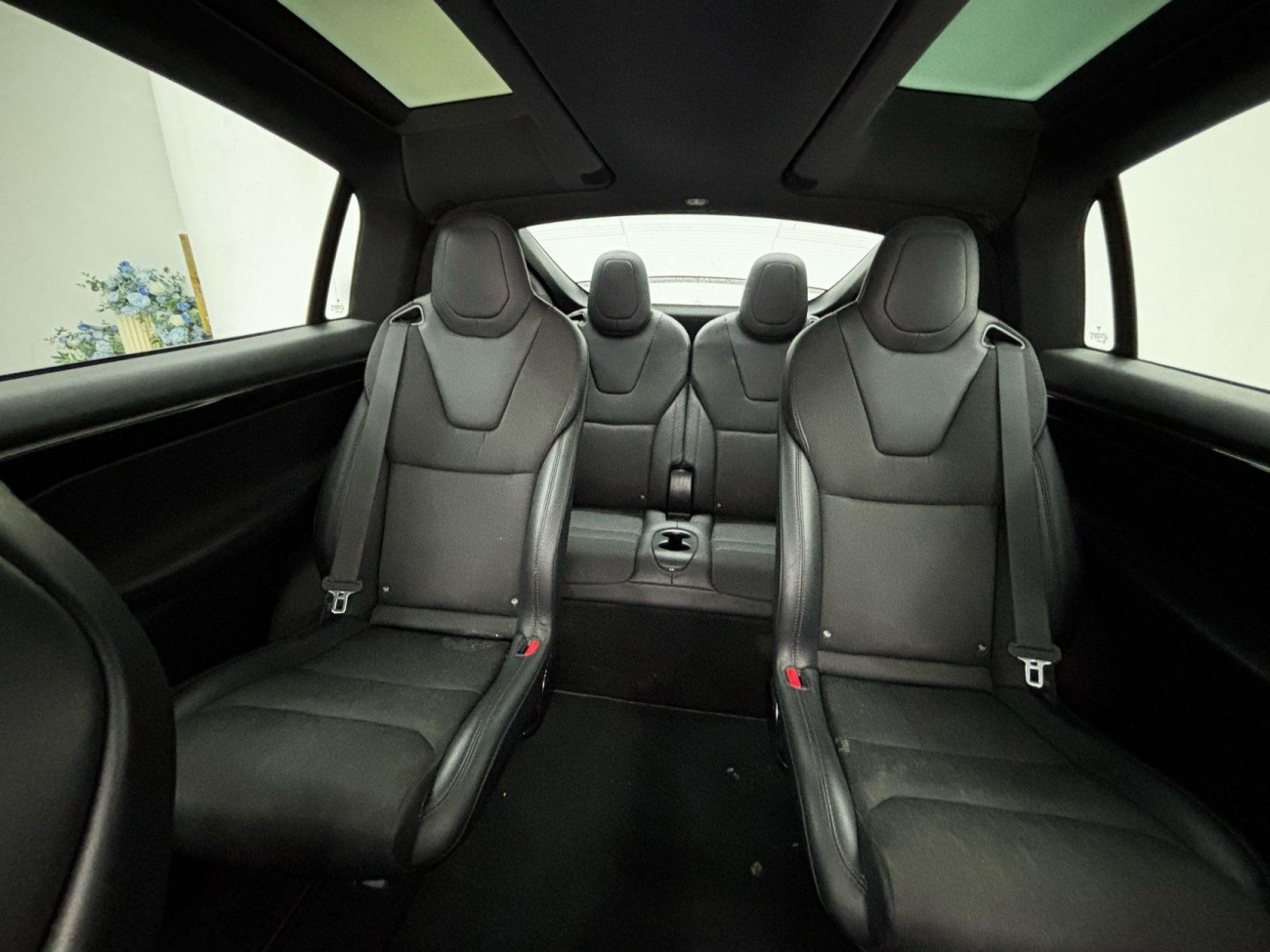 Tesla Model X 2019