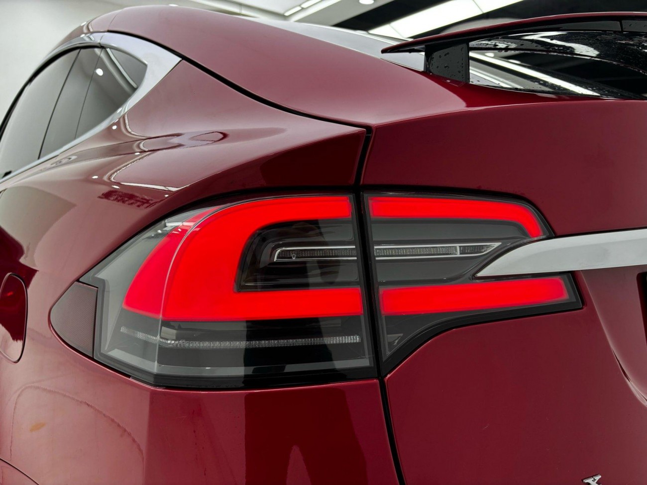 Tesla Model X 2019