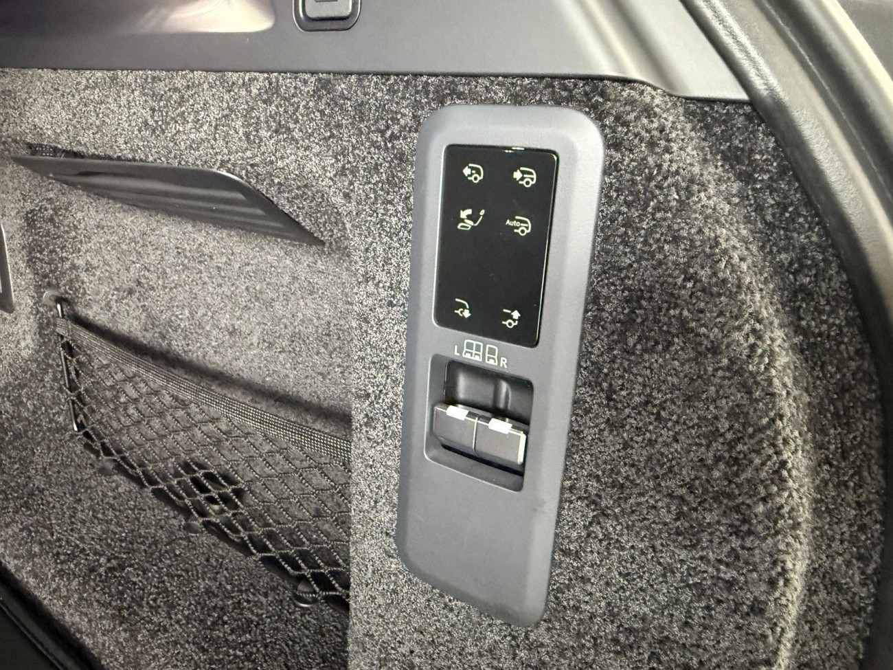 Land Rover Range Rover 2025