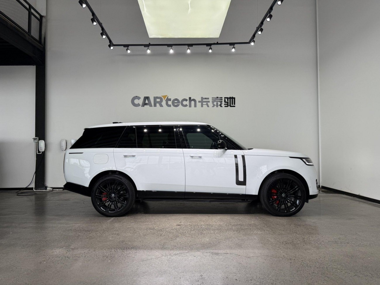 Land Rover Range Rover 2025