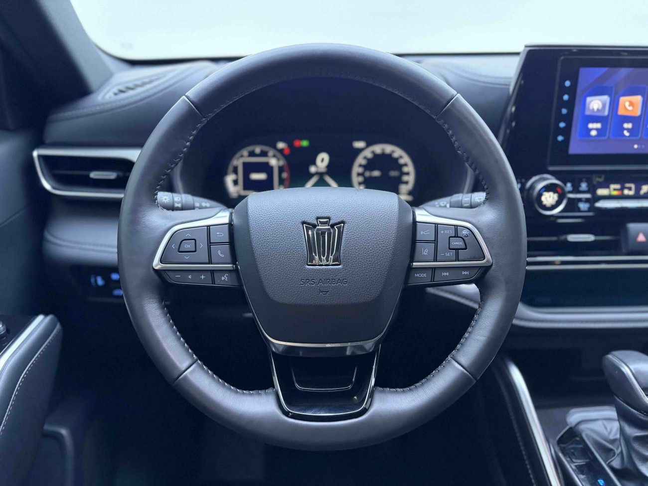 Toyota Crown 2023