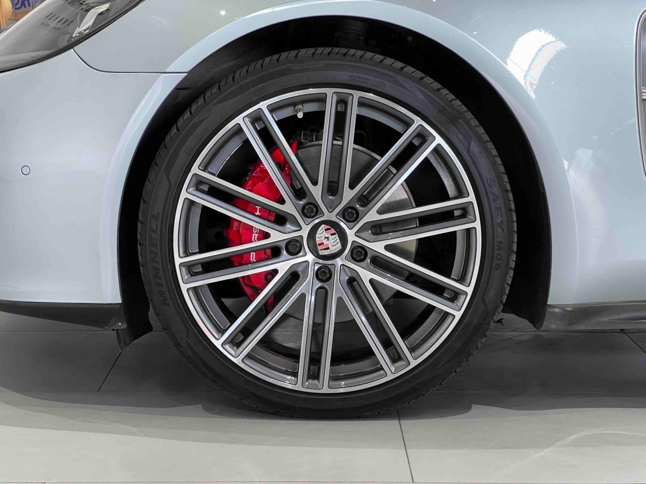Porsche Panamera 2021