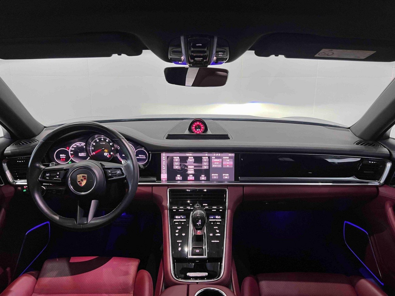 Porsche Panamera 2021