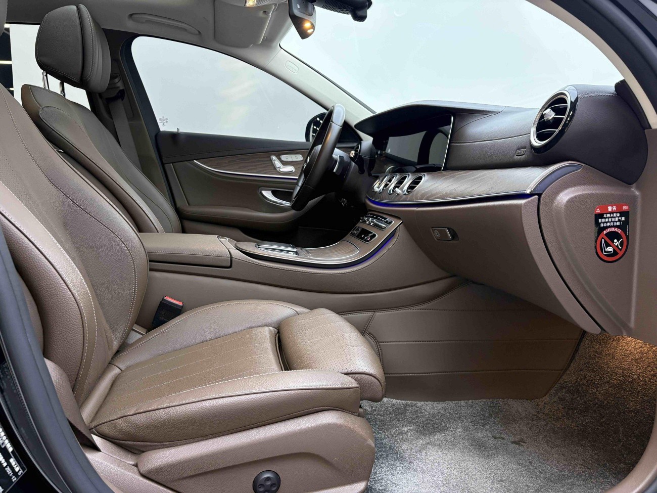 Mercedes-Benz E 300 L 2023