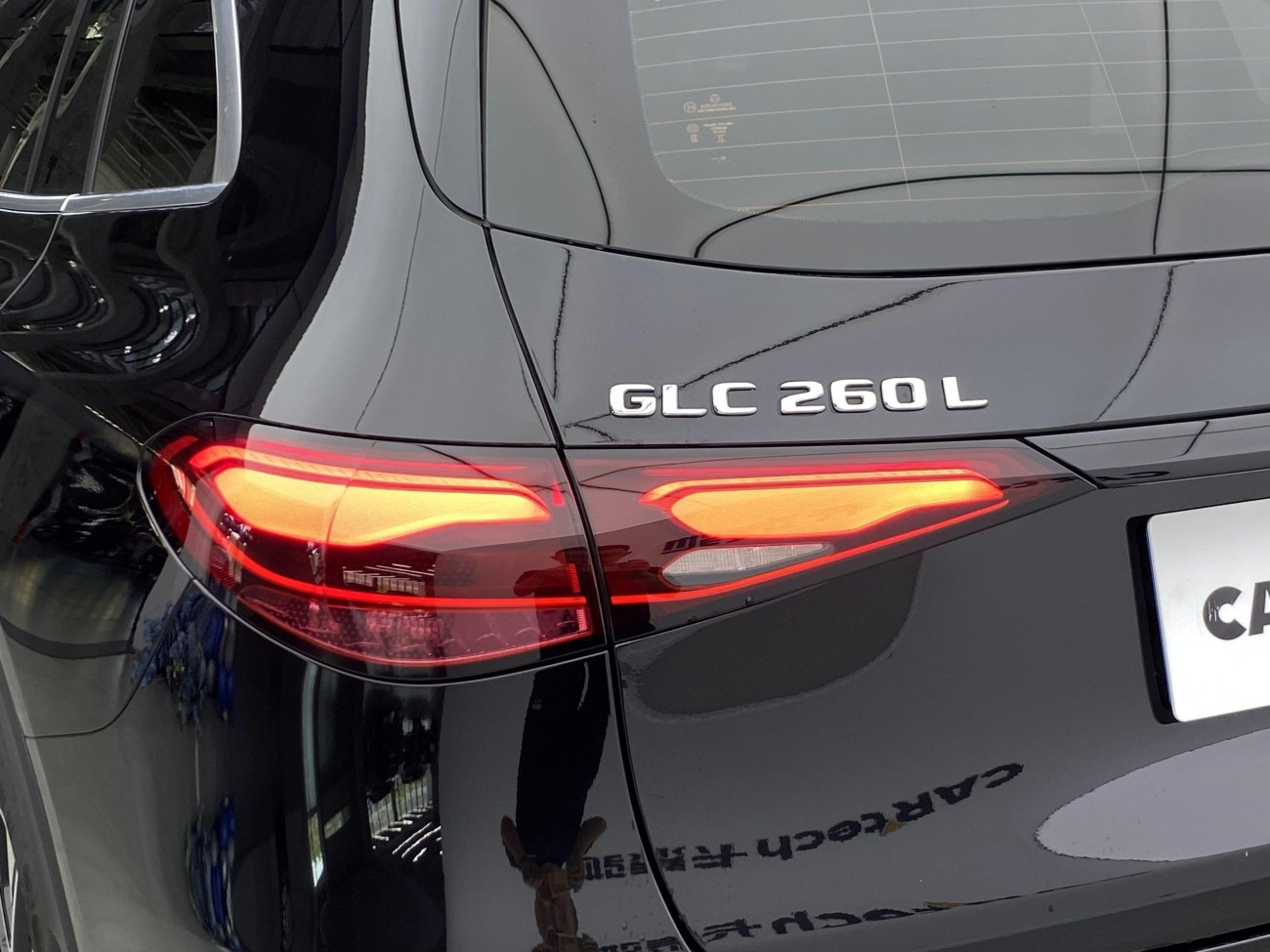 Mercedes-Benz GLC 260 L 2025