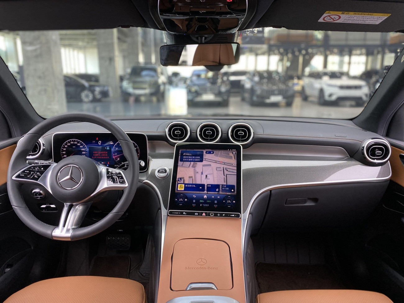 Mercedes-Benz GLC 260 L 2025