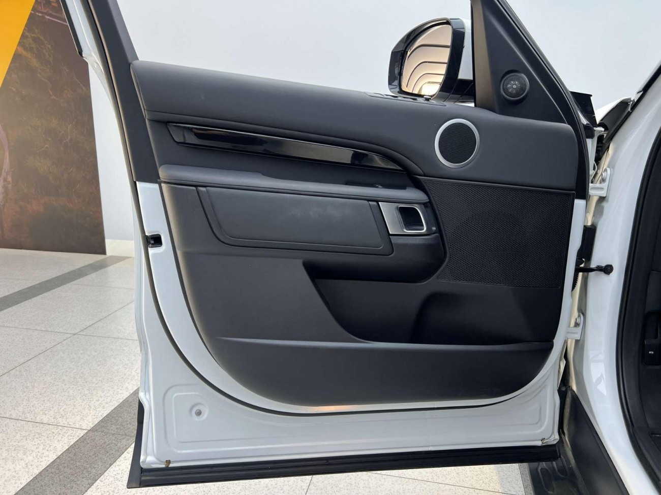 Land Rover Discovery 2019