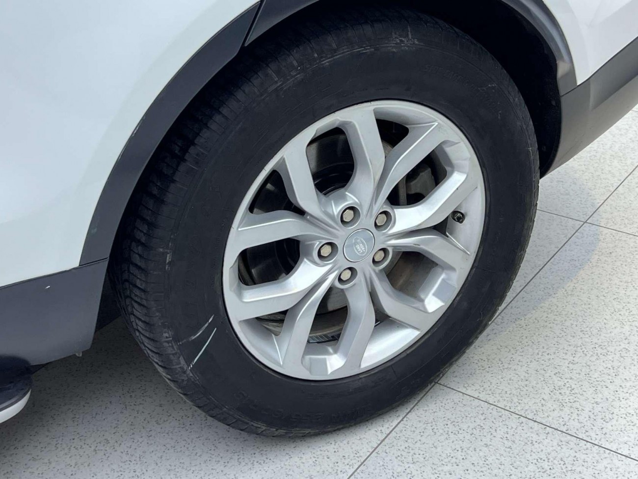Land Rover Discovery 2019
