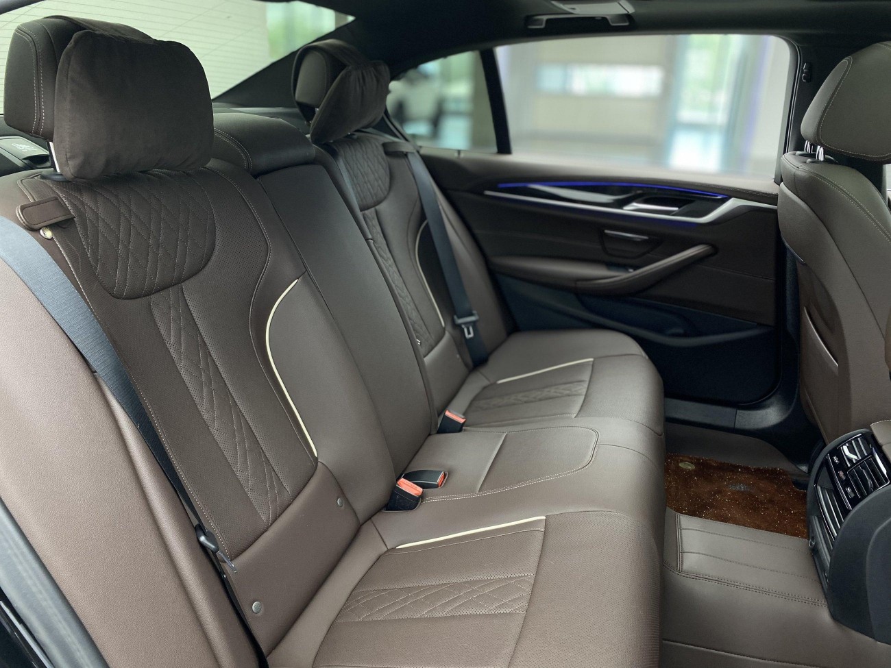 BMW 525Li 2023