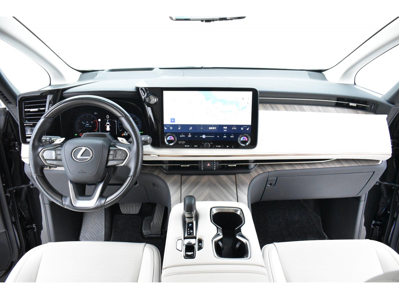 Lexus LM 350h 2023