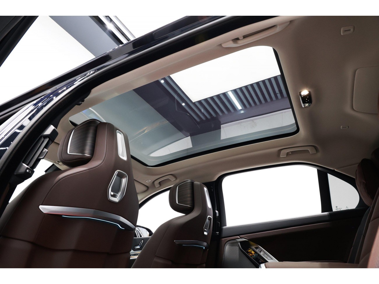 BMW 740Li 2024