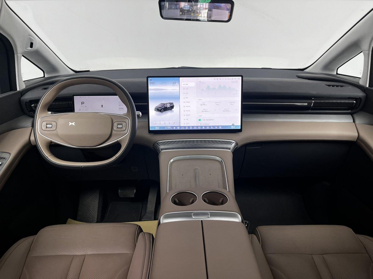 Xpeng X9 2025