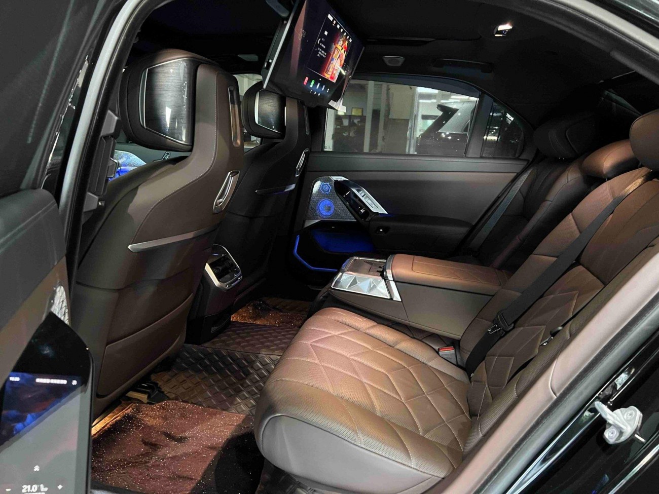 BMW 740Li 2024