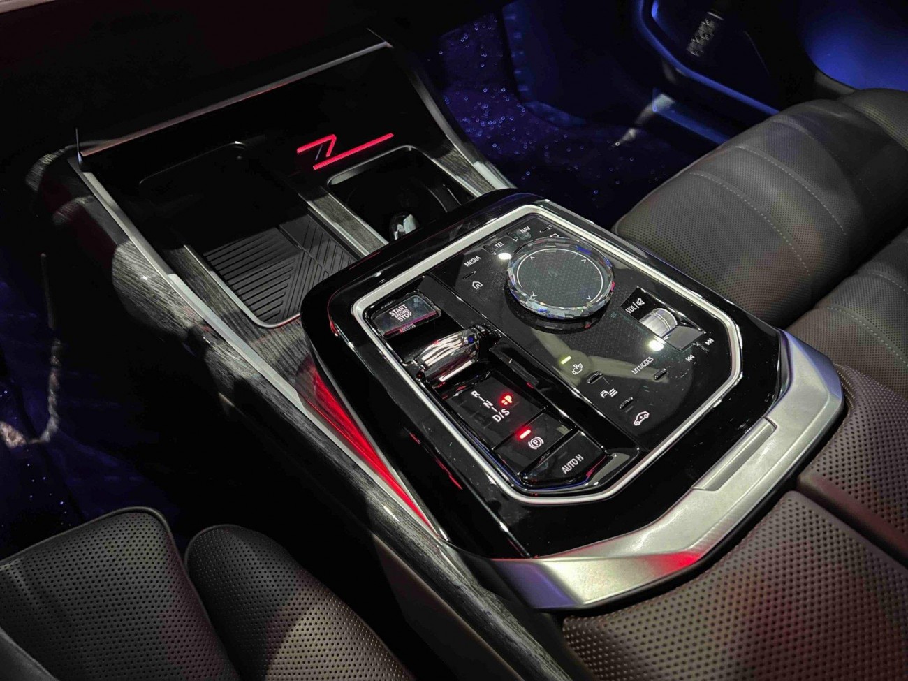 BMW 740Li 2024
