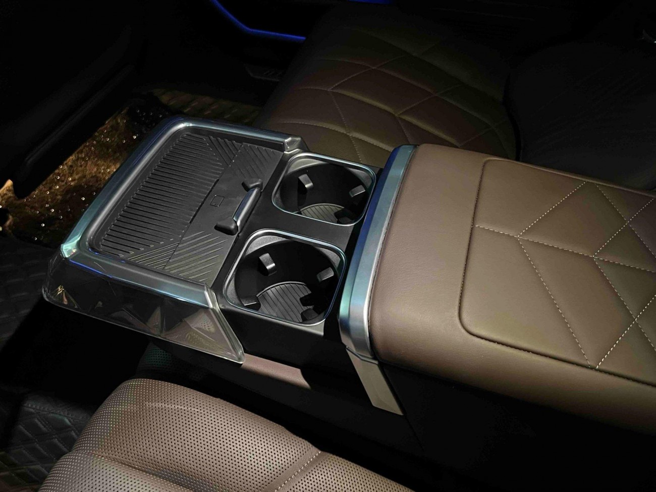 BMW 740Li 2024