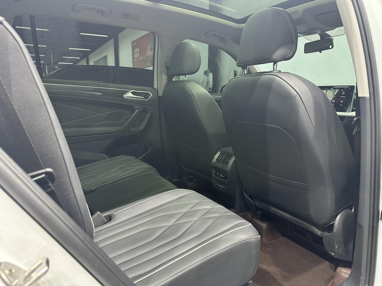 Volkswagen Tiguan L 2023