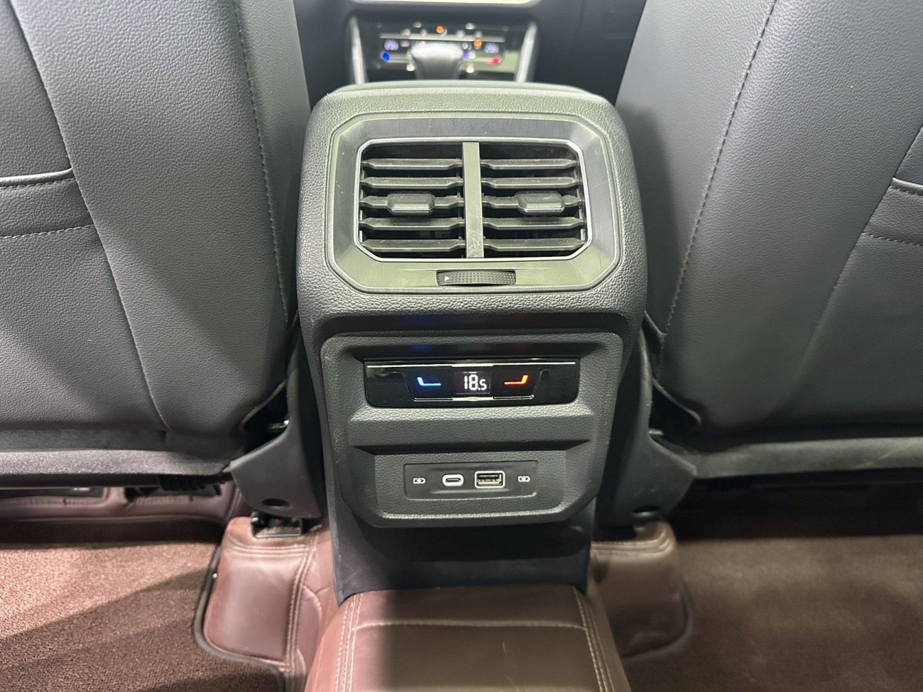 Volkswagen Tiguan L 2023