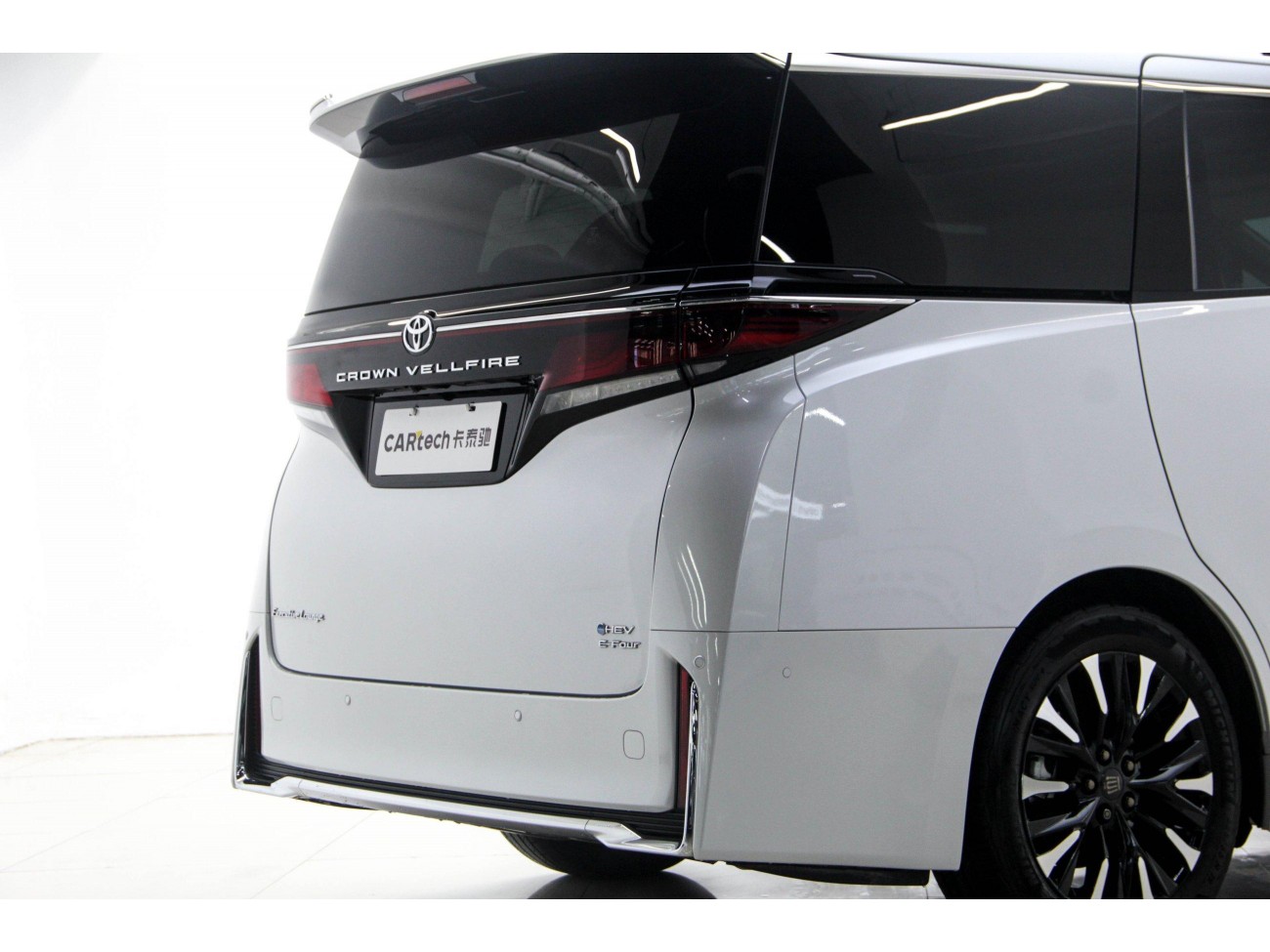 Toyota Vellfire 2024