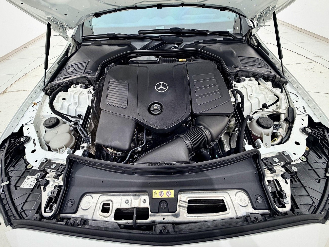 Mercedes-Benz C 260 L 2023