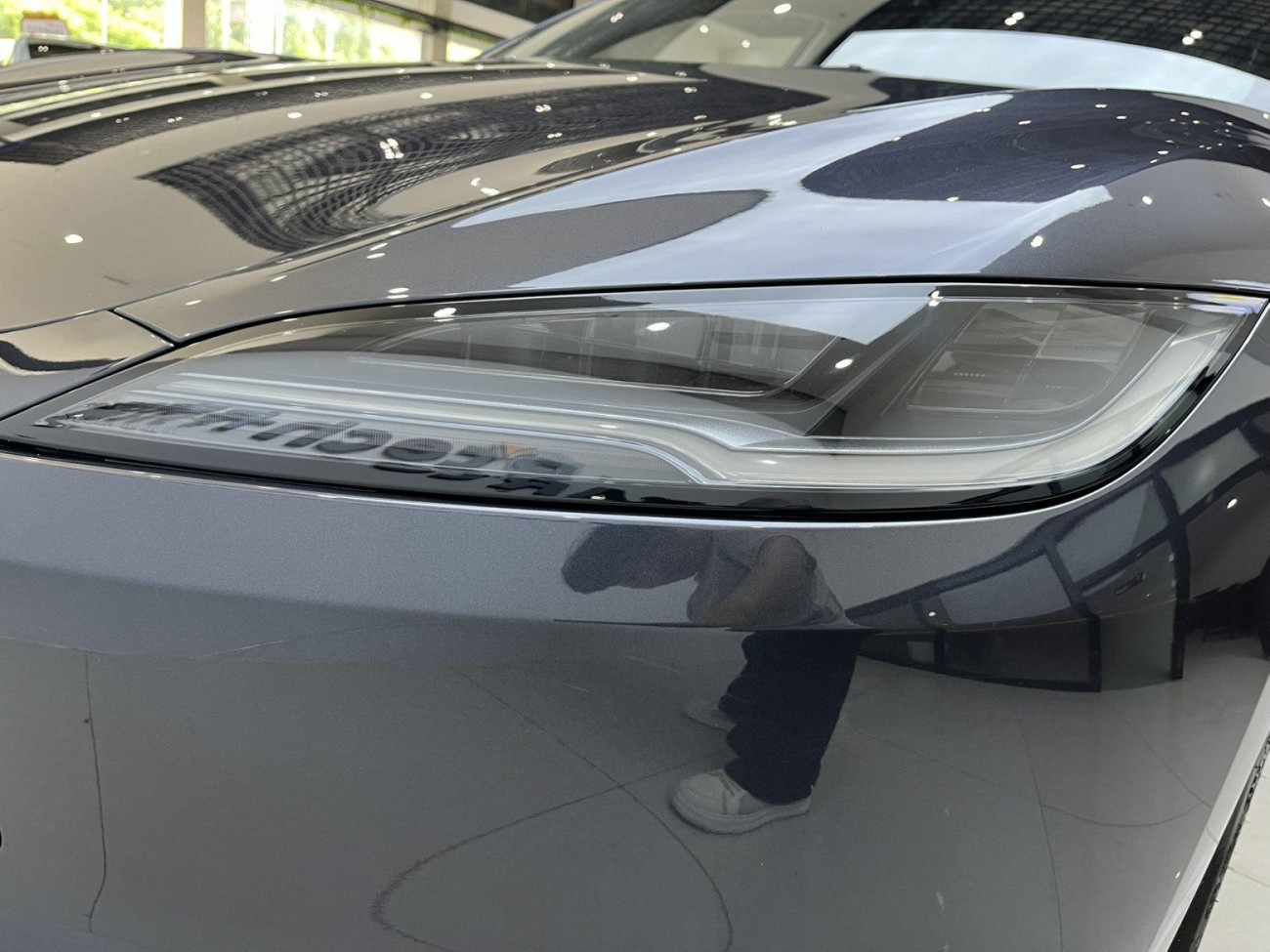 Tesla Model 3 2024