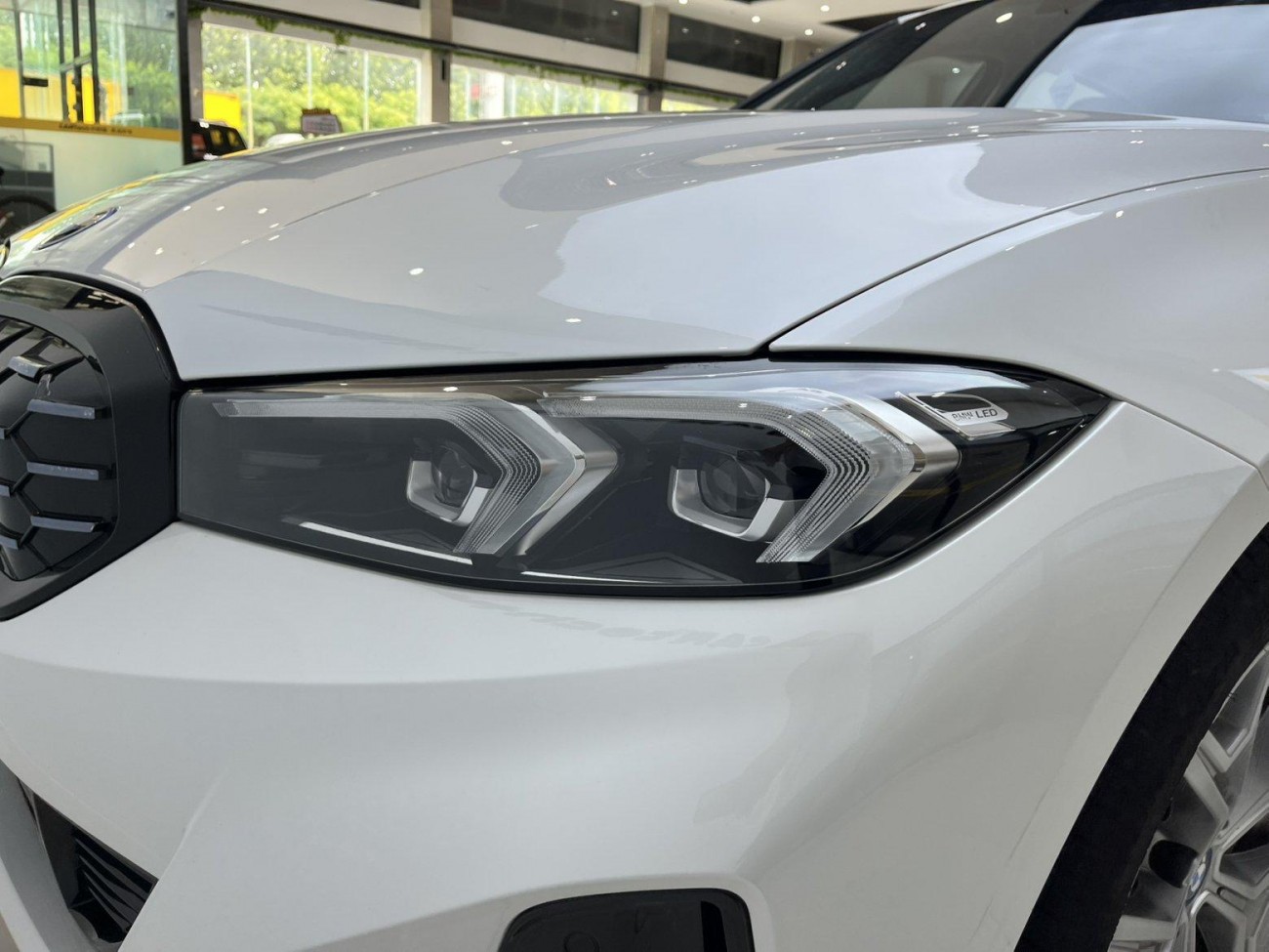 BMW i3 2024