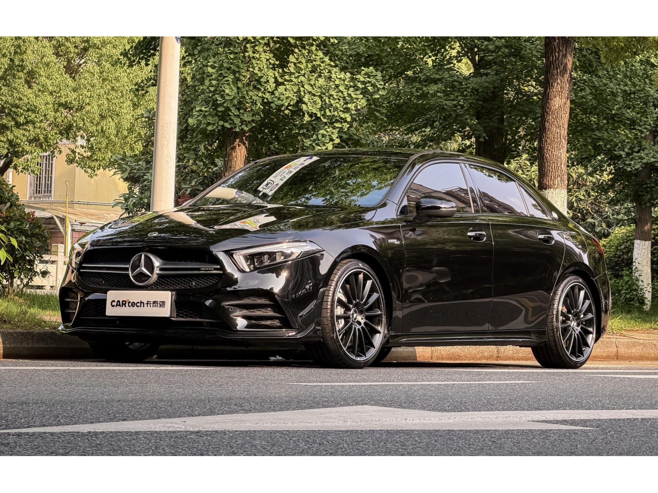 Mercedes-Benz A 35 L 2022