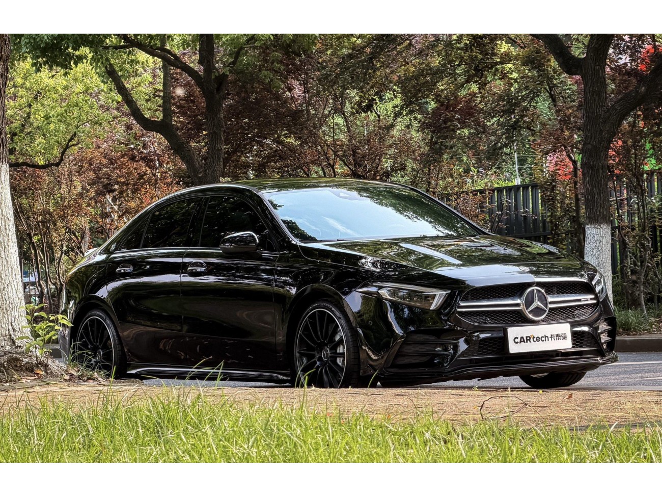 Mercedes-Benz A 35 L 2022