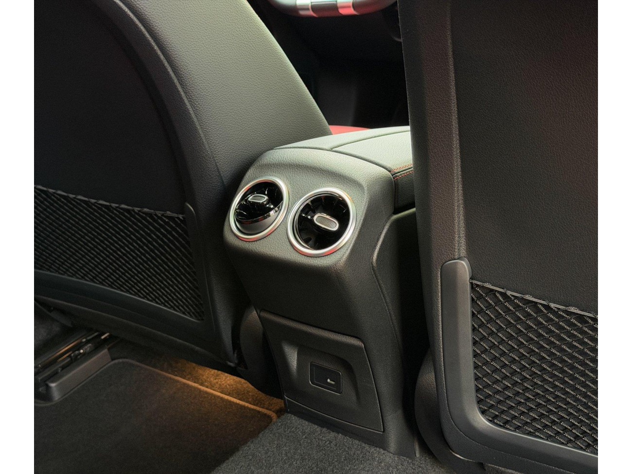 Mercedes-Benz A 35 L 2022