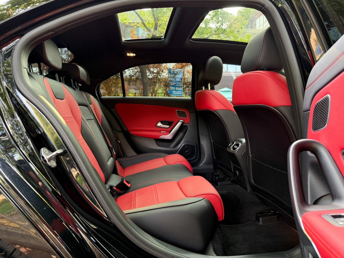 Mercedes-Benz A 35 L 2022