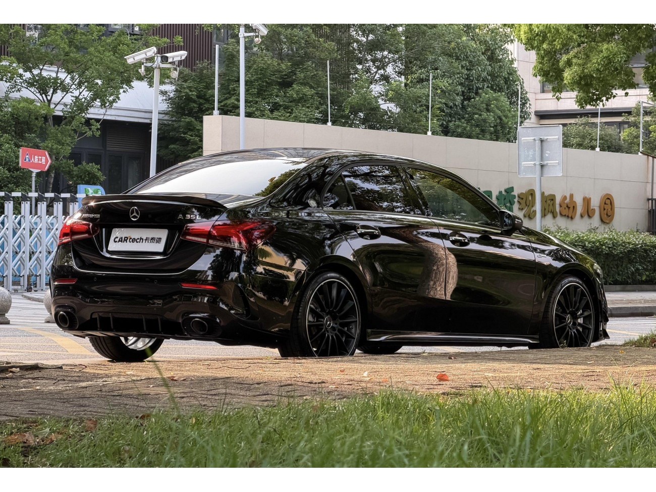 Mercedes-Benz A 35 L 2022