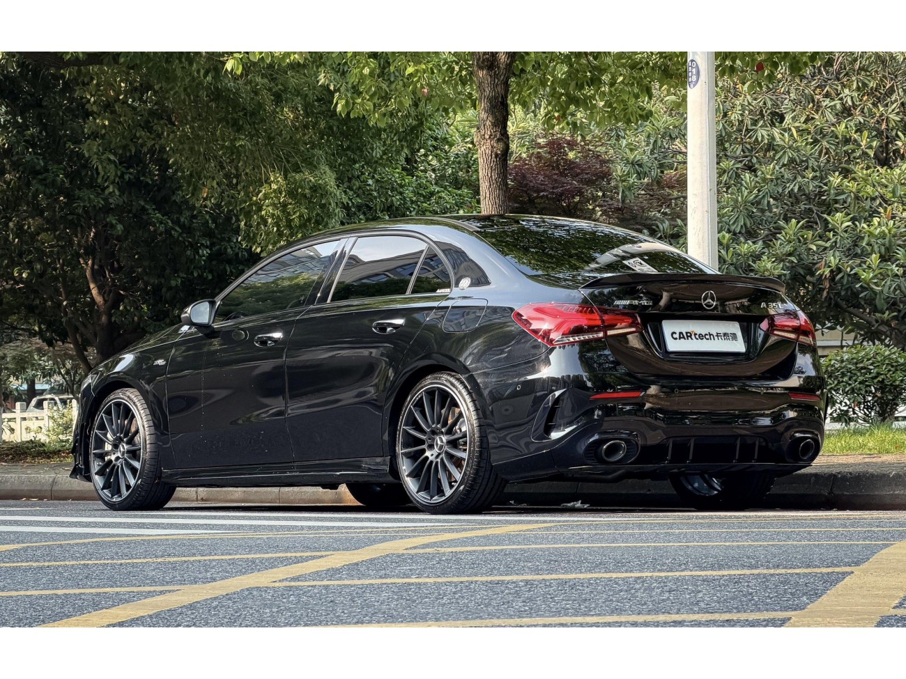 Mercedes-Benz A 35 L 2022