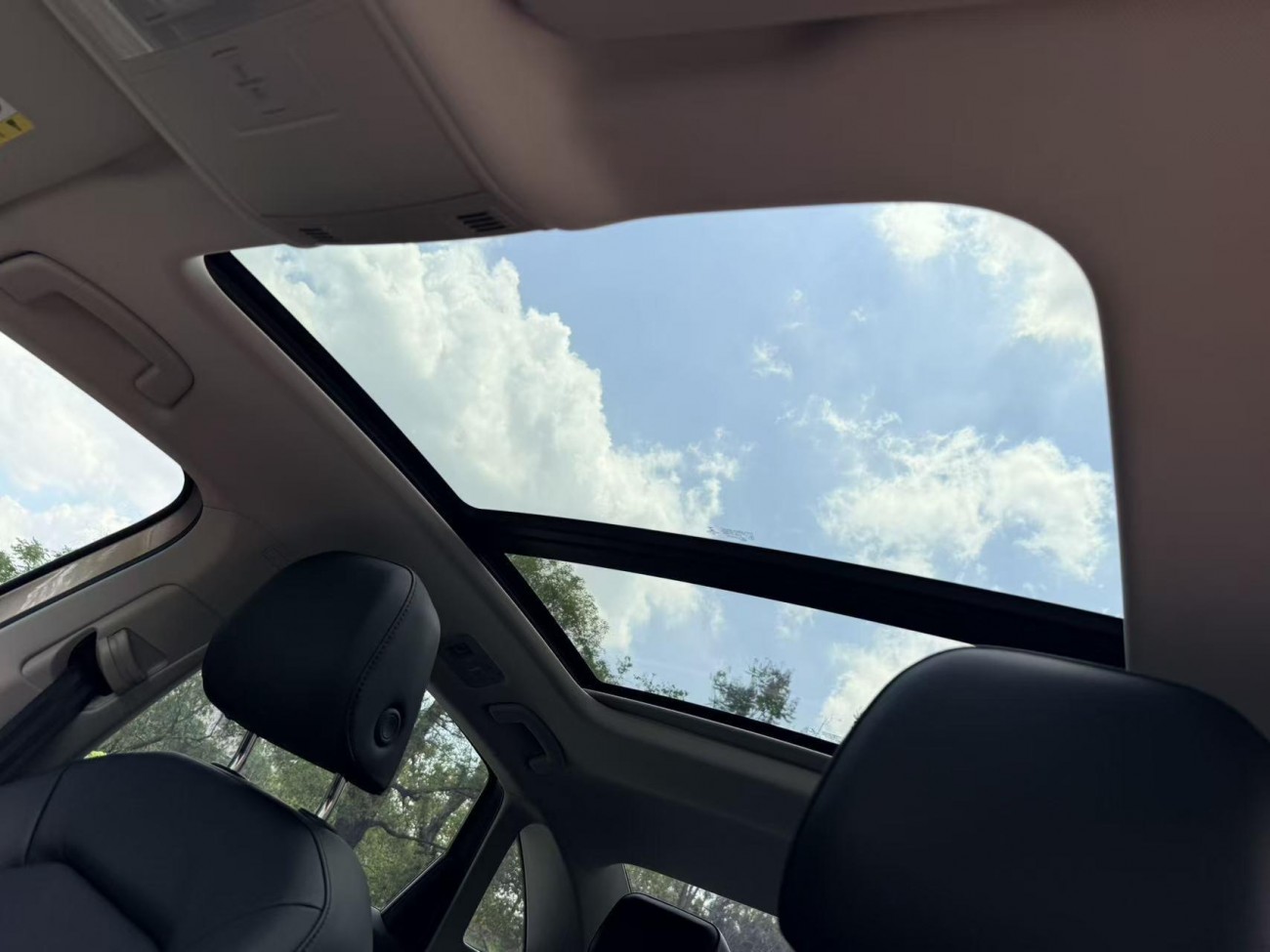 Volkswagen Sagitar 2020